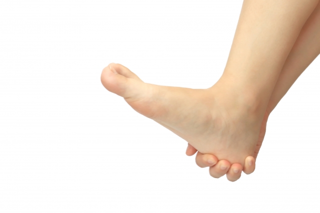 平塚市　巻き爪　足