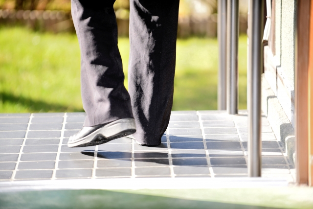 平塚市　巻き爪　足