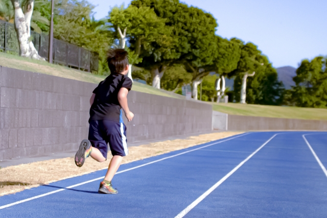 町田市　巻き爪　子供