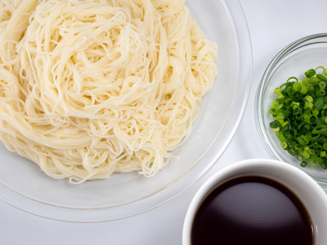大船　巻き爪　そうめん