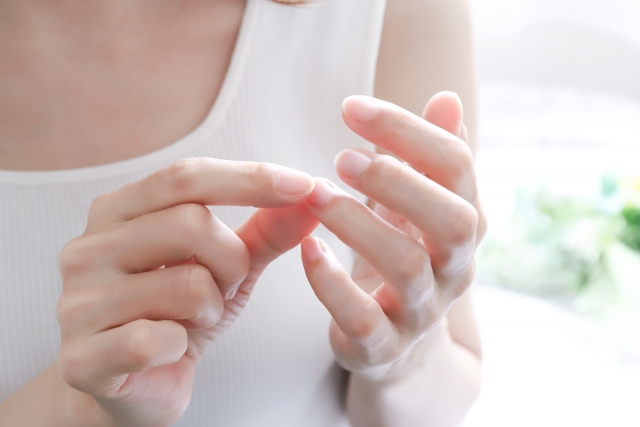 海老名市　巻き爪　女性