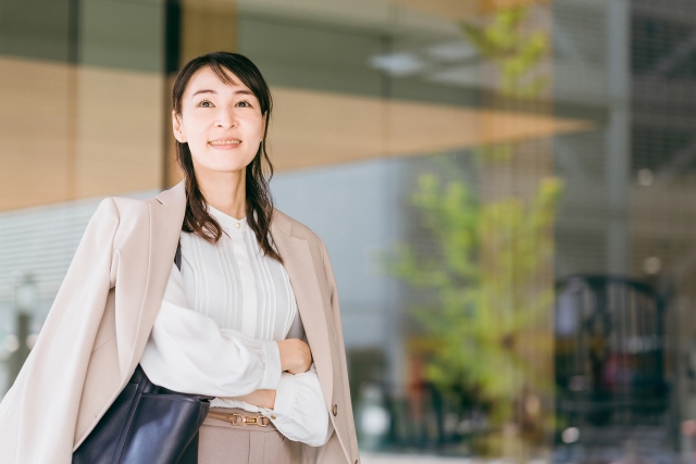 平塚市　巻き爪　女性