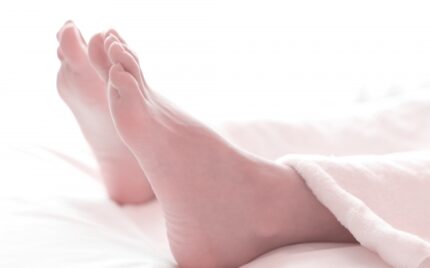 平塚市　巻き爪　足