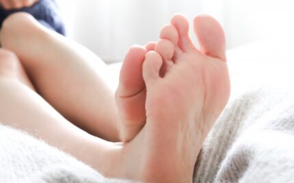 平塚市　巻き爪　足