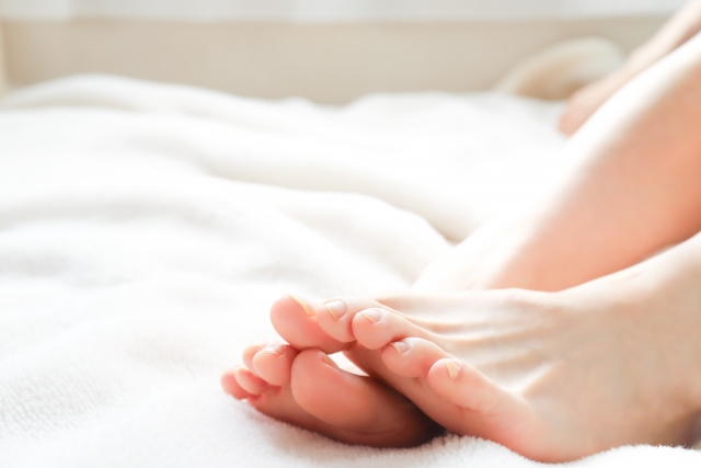 平塚市　巻き爪　足