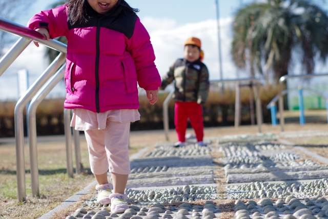 町田市　巻き爪　子供