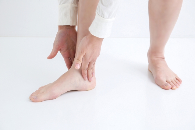 大船　巻き爪　足