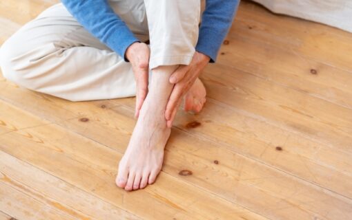 大船　巻き爪　足