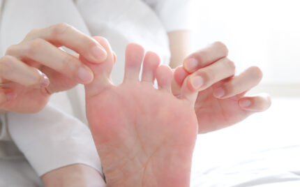 大船　巻き爪　足